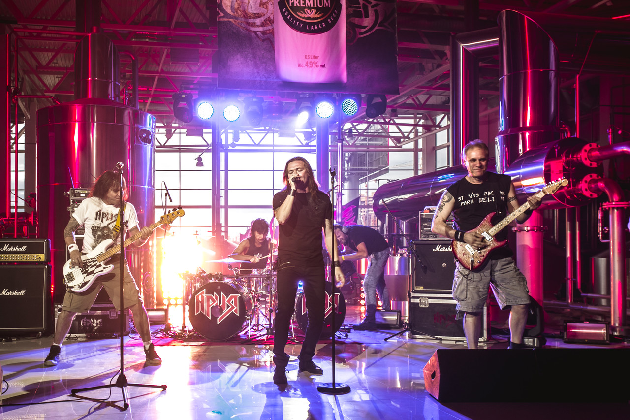 Ария 2023 концерт в нижнем новгороде. Группа ария 1987 на сцене. Ария череповец. Ария концерт. Юбилейный концерт.